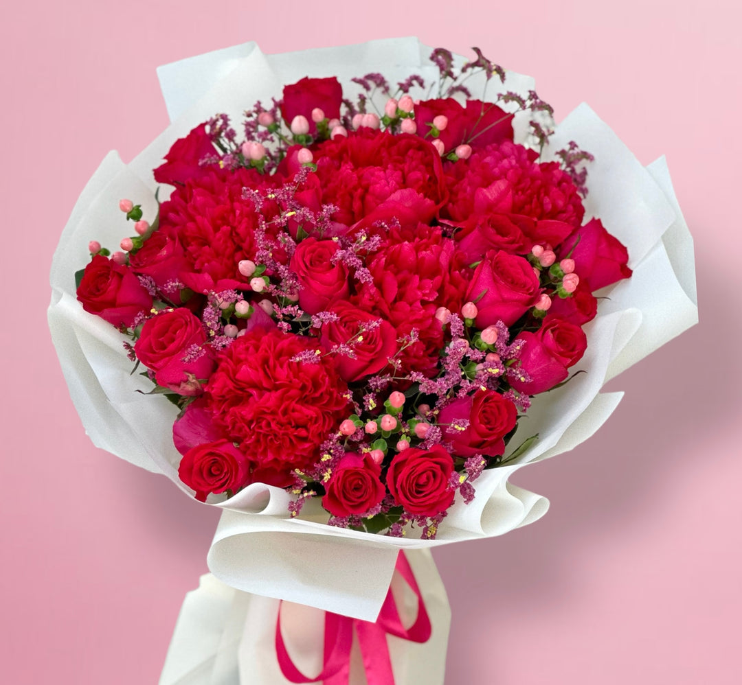 Buy Pink hand bouquet