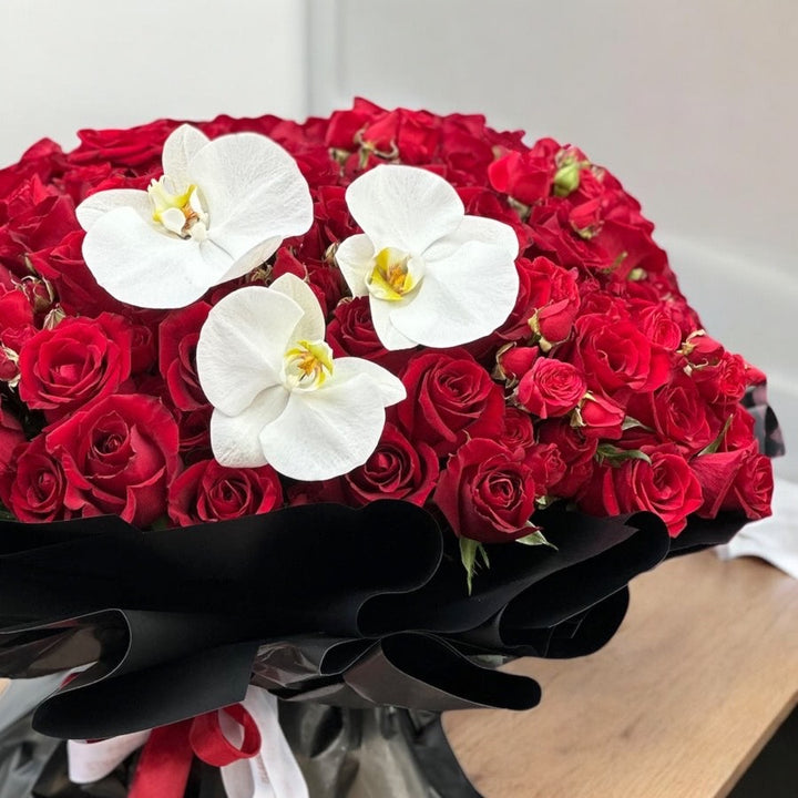 Pure love bouquet: A Symphony of Passion and Enduring Affection