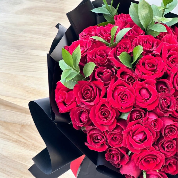 51 red roses bouquet