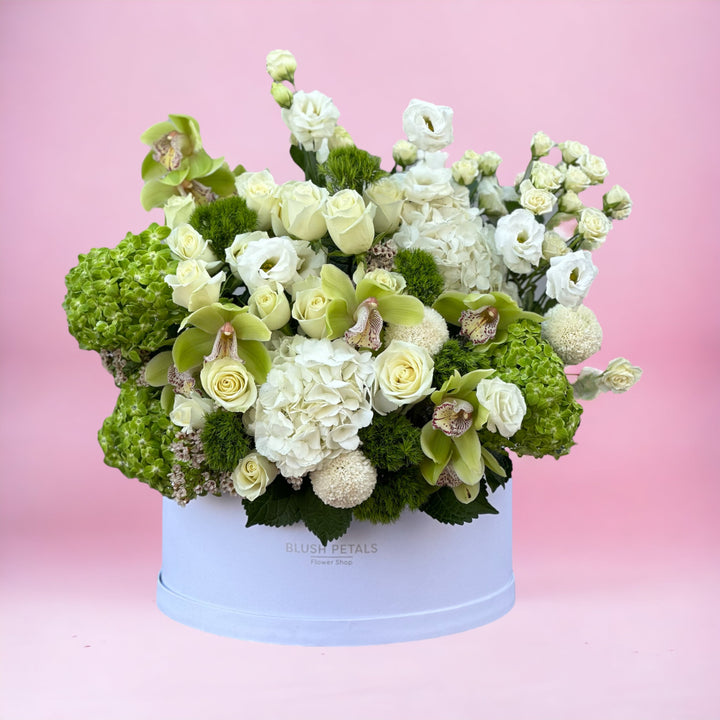 Garden of Romance box White Flower Bouquet