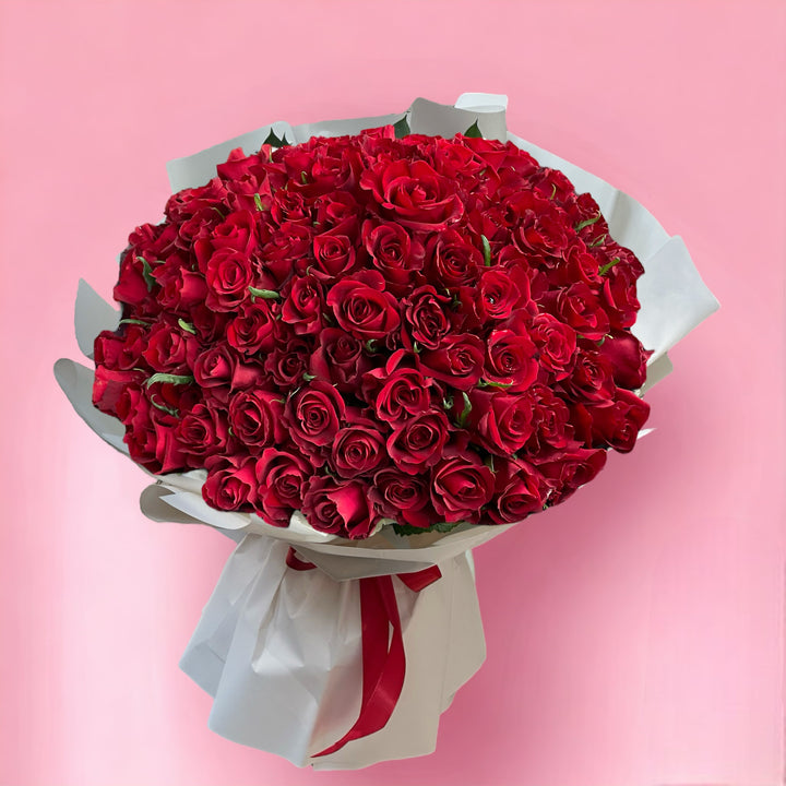  red roses Hand Bouquet
