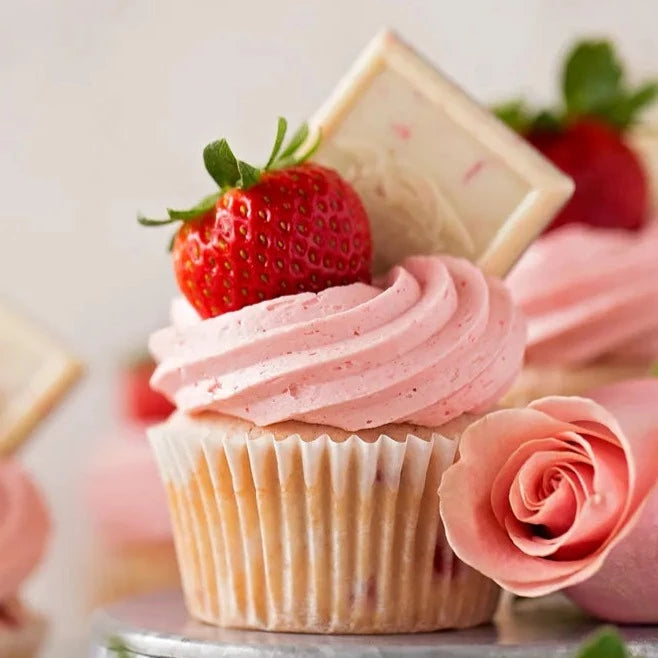 Strawberry White Chocolate cupcakes
