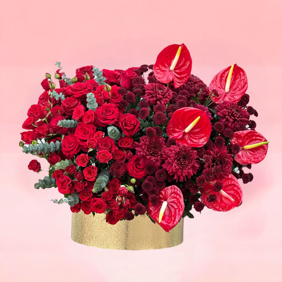 Romantic Promise red flowers Bouquet