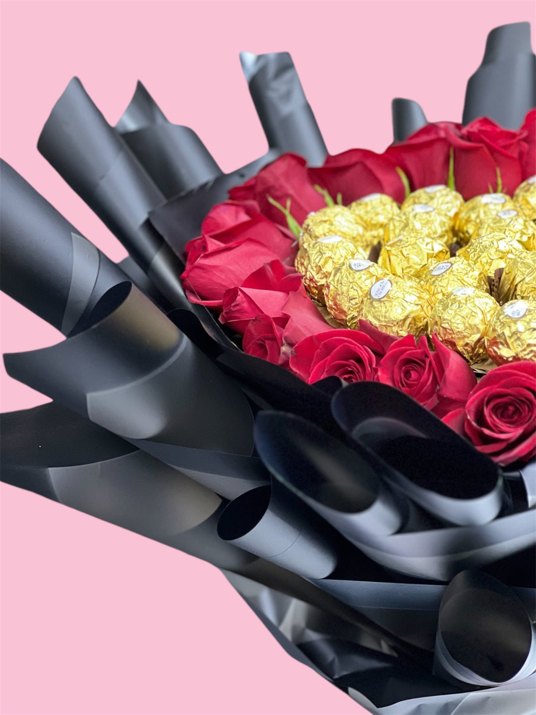 Roses & Gold Indulgence Bouquet