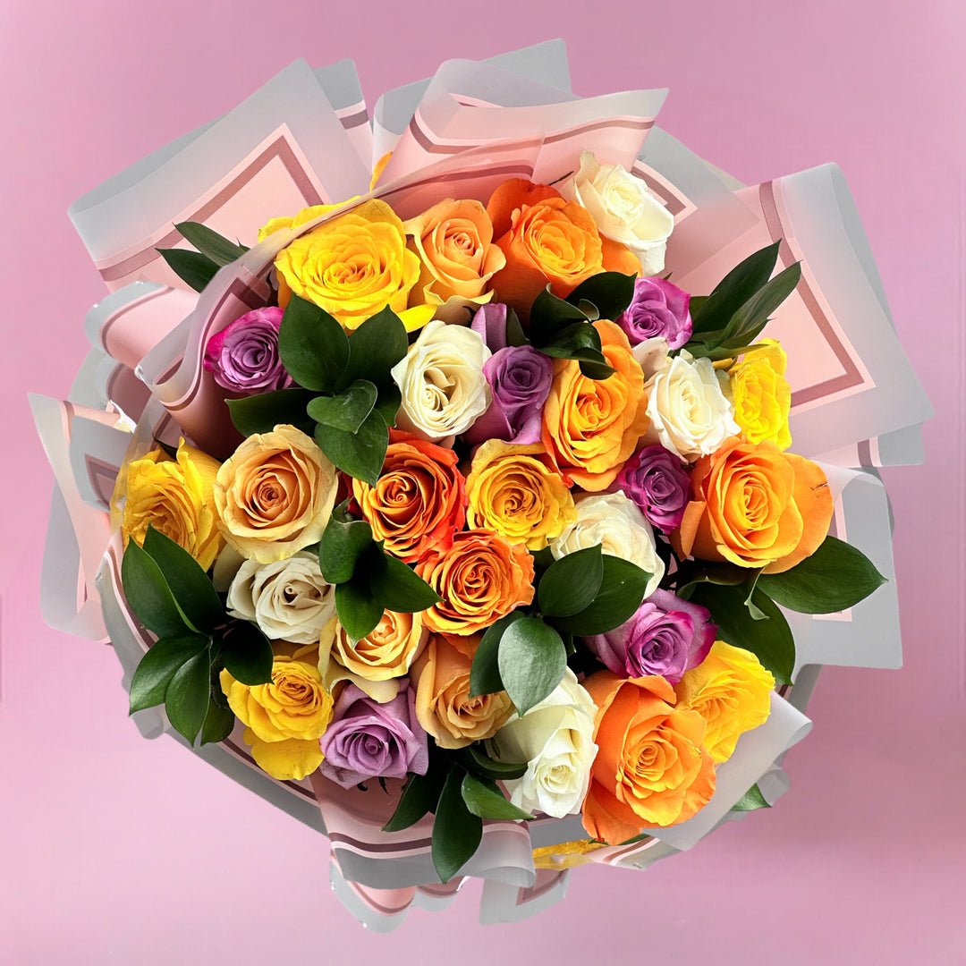 Mixed Rose hand Bouquets in Dubai